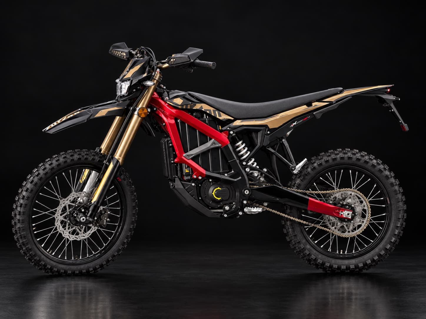 2025 Surron Ultra Bee 21kW Custom Pearl Red